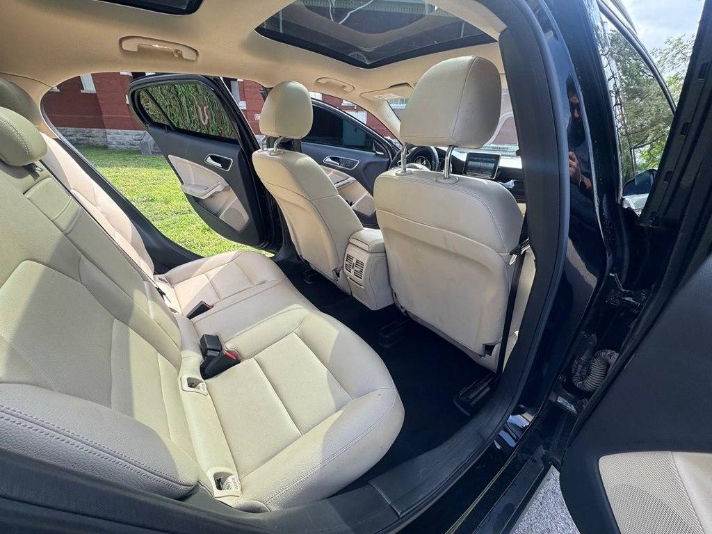 Mercedes-Benz GLA-Class FWD 4dr GLA 250 2015