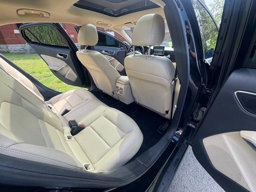Mercedes-Benz GLA-Class FWD 4dr GLA 250 2015