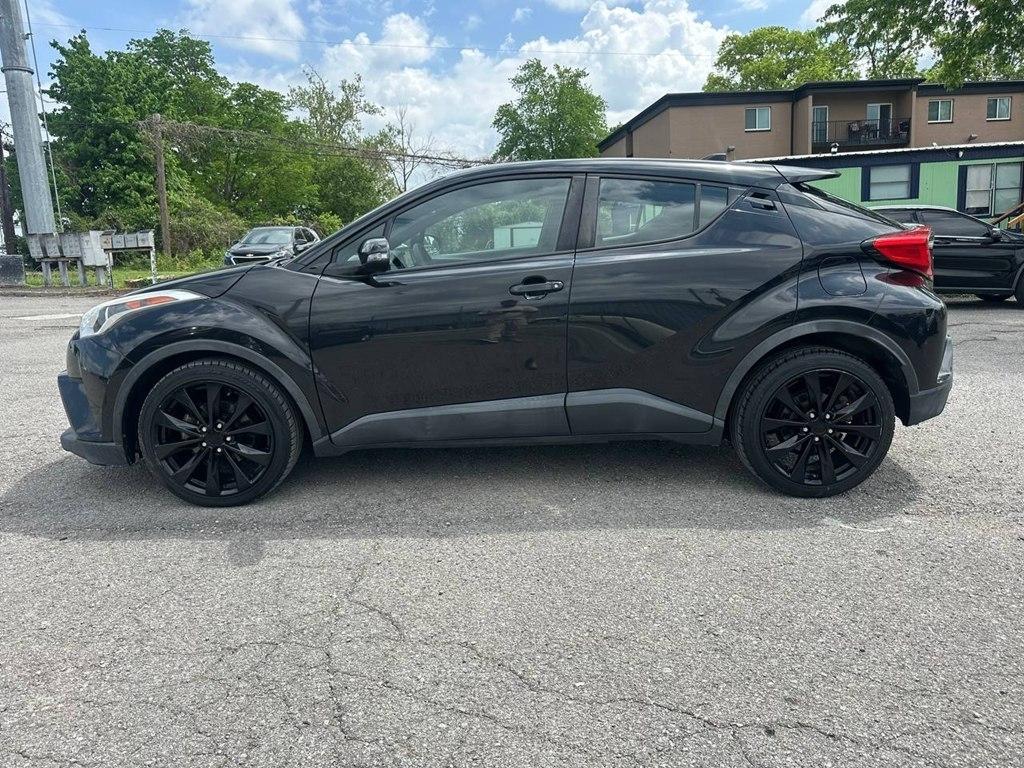 Toyota C-HR XLE FWD (Natl) 2018