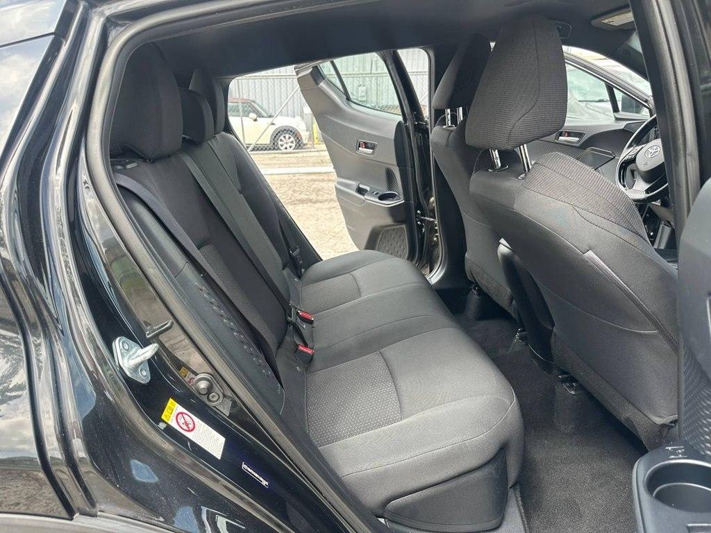 Toyota C-HR XLE FWD (Natl) 2018