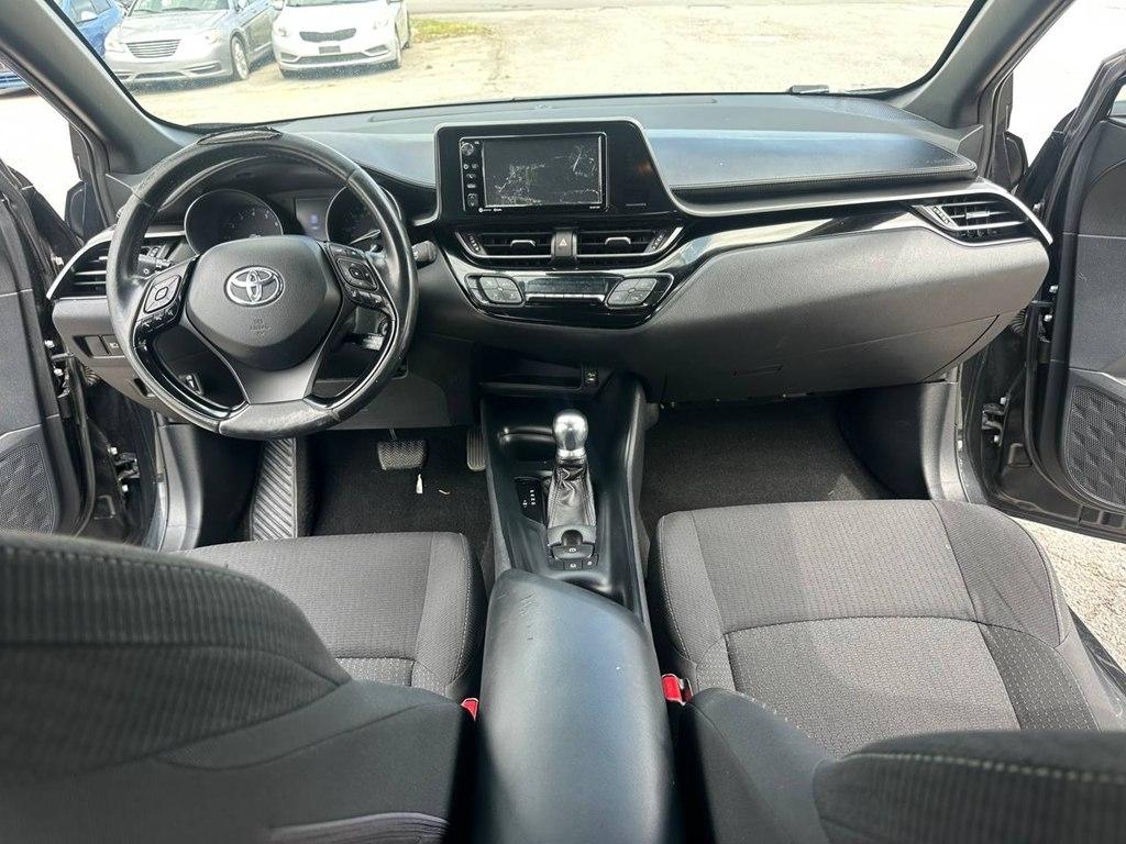 Toyota C-HR XLE FWD (Natl) 2018