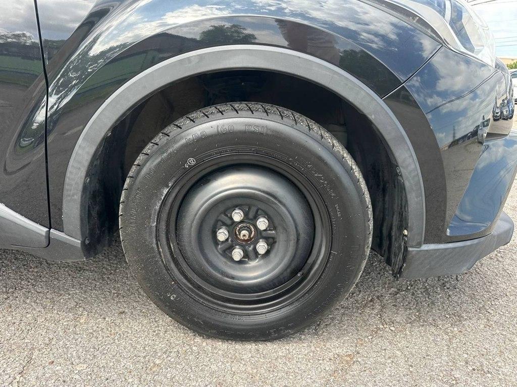 Toyota C-HR XLE FWD (Natl) 2018