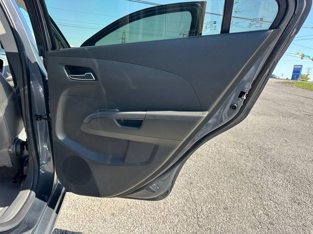 Chevrolet Sonic 4dr Sdn Auto LTZ 2013