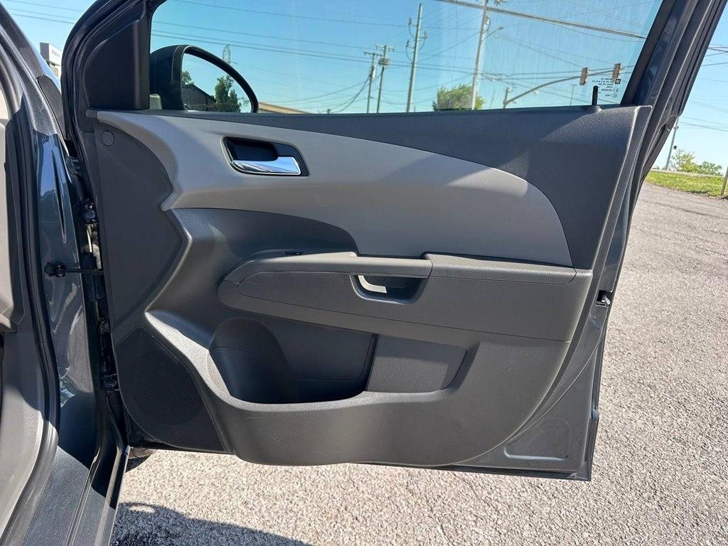 Chevrolet Sonic 4dr Sdn Auto LTZ 2013