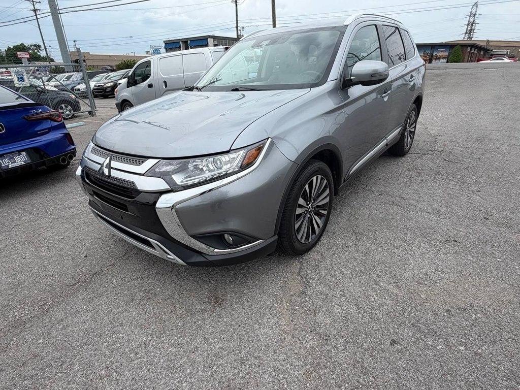 Mitsubishi Outlander SEL FWD 2020