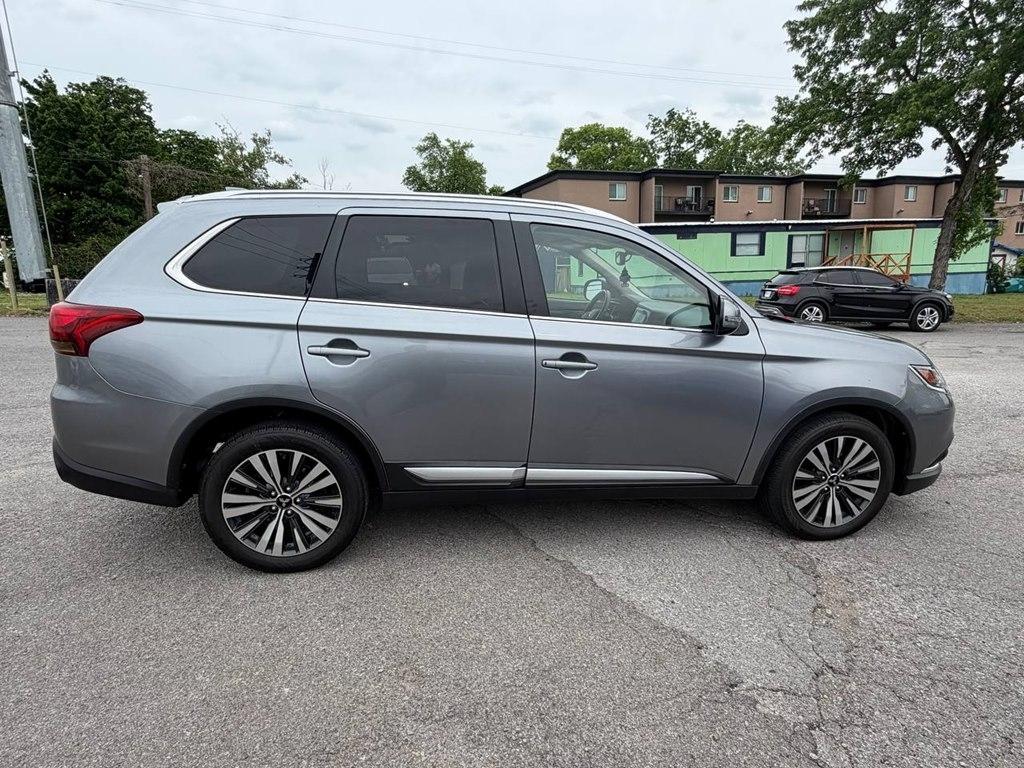 Mitsubishi Outlander SEL FWD 2020