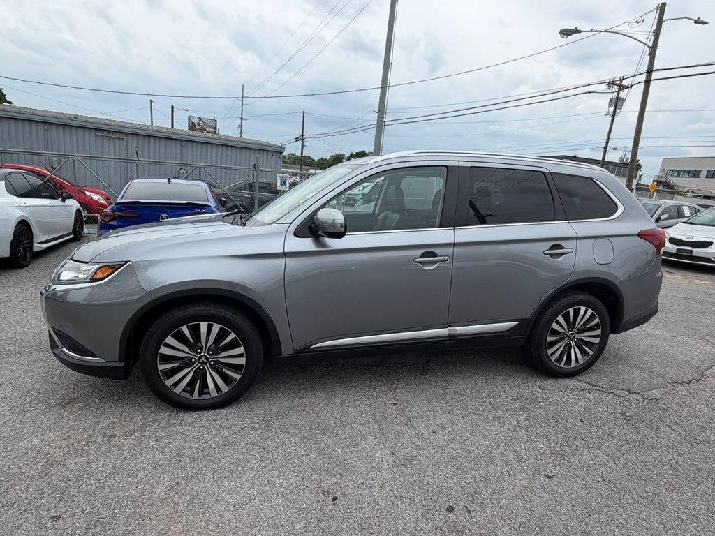 Mitsubishi Outlander SEL FWD 2020