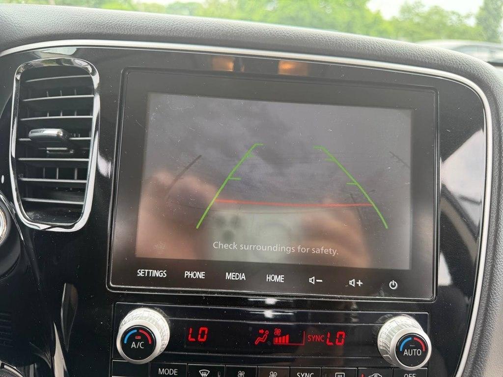 Mitsubishi Outlander SEL FWD 2020