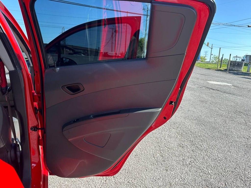 Chevrolet Spark 5dr HB CVT LT w/1LT 2014