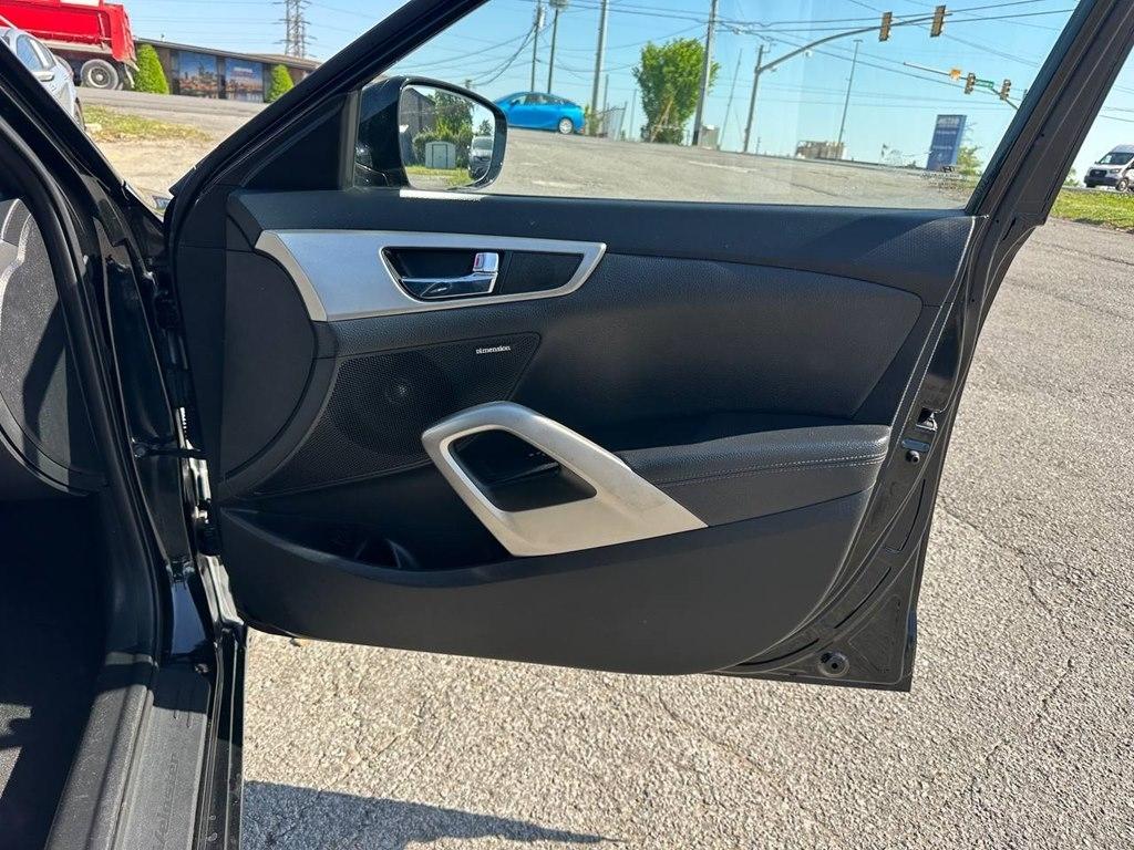 Hyundai Veloster 3dr Cpe Auto 2016