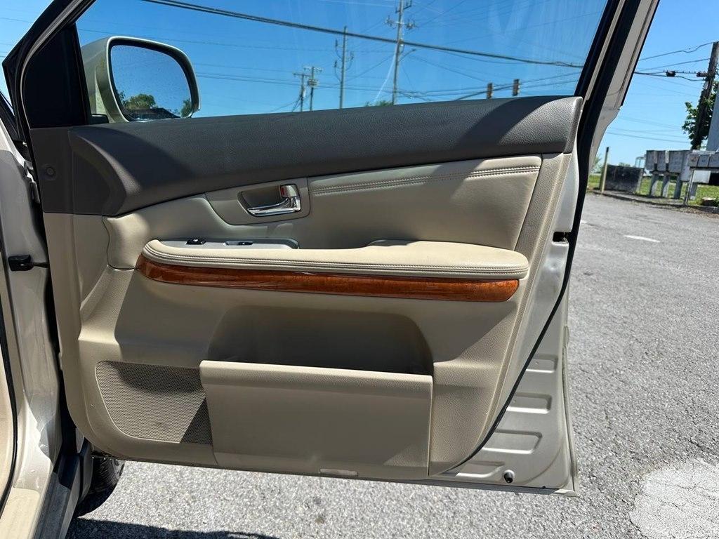 Lexus RX 330 4dr SUV 2004