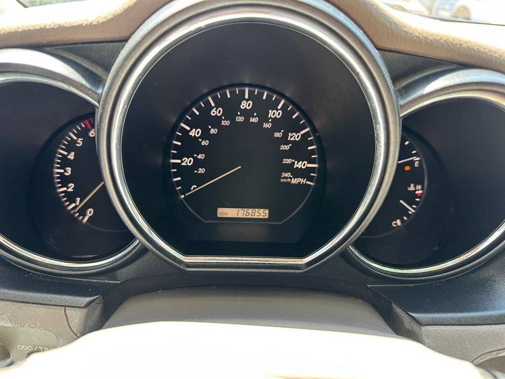 Lexus RX 330 4dr SUV 2004