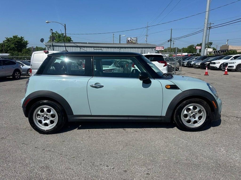 MINI Cooper Hardtop 2dr Cpe 2013