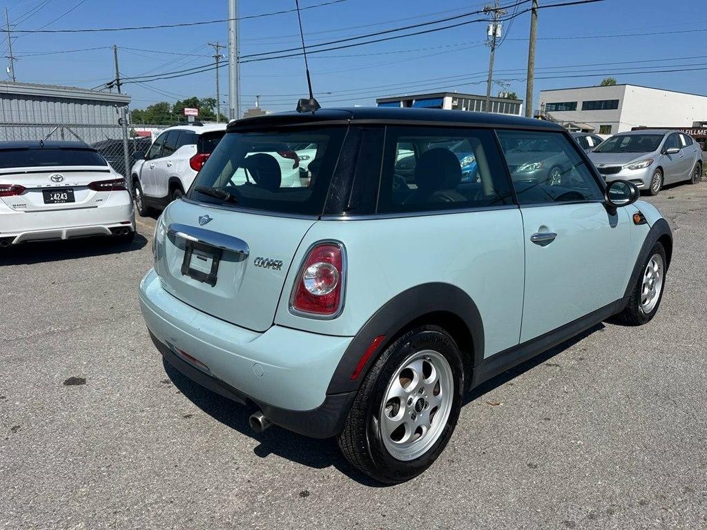 MINI Cooper Hardtop 2dr Cpe 2013