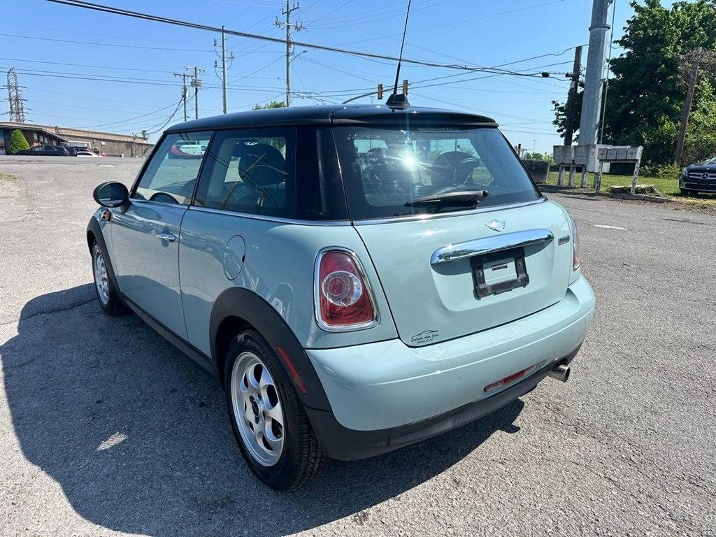 MINI Cooper Hardtop 2dr Cpe 2013