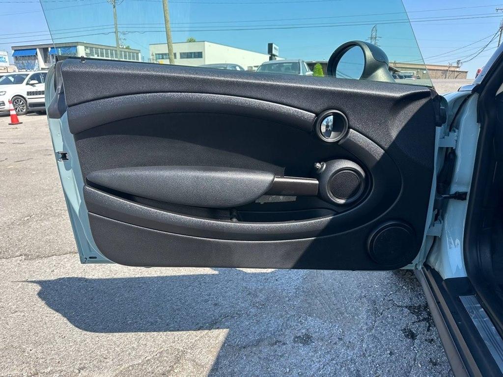 MINI Cooper Hardtop 2dr Cpe 2013