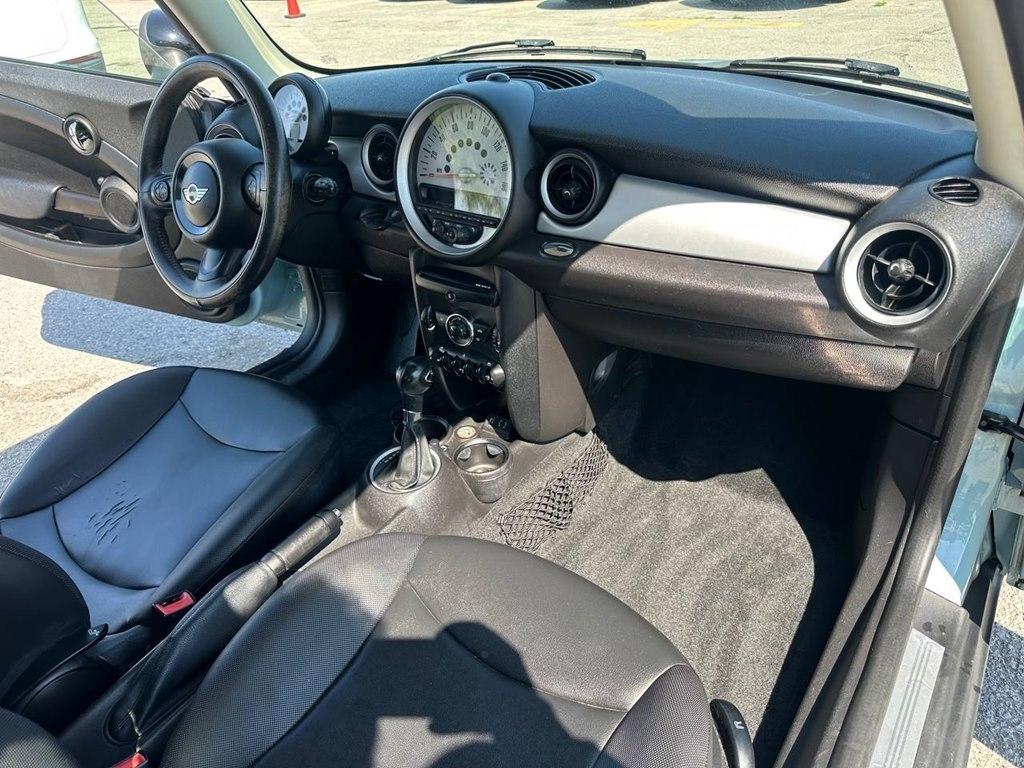 MINI Cooper Hardtop 2dr Cpe 2013