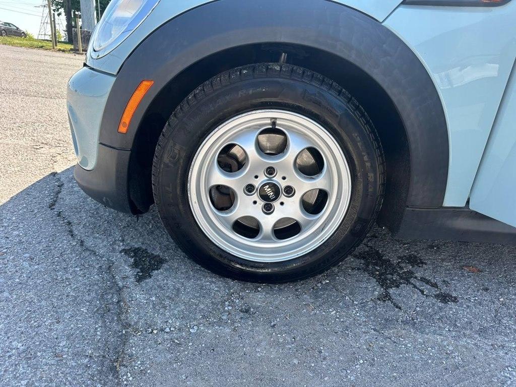 MINI Cooper Hardtop 2dr Cpe 2013