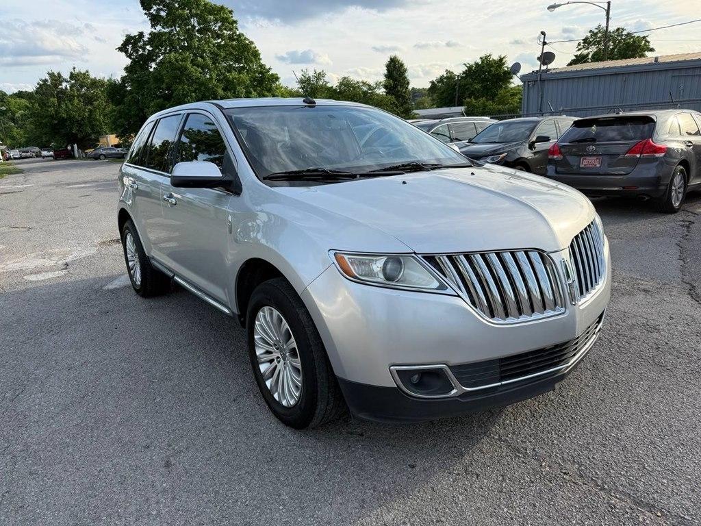 Lincoln MKX FWD 4dr 2011