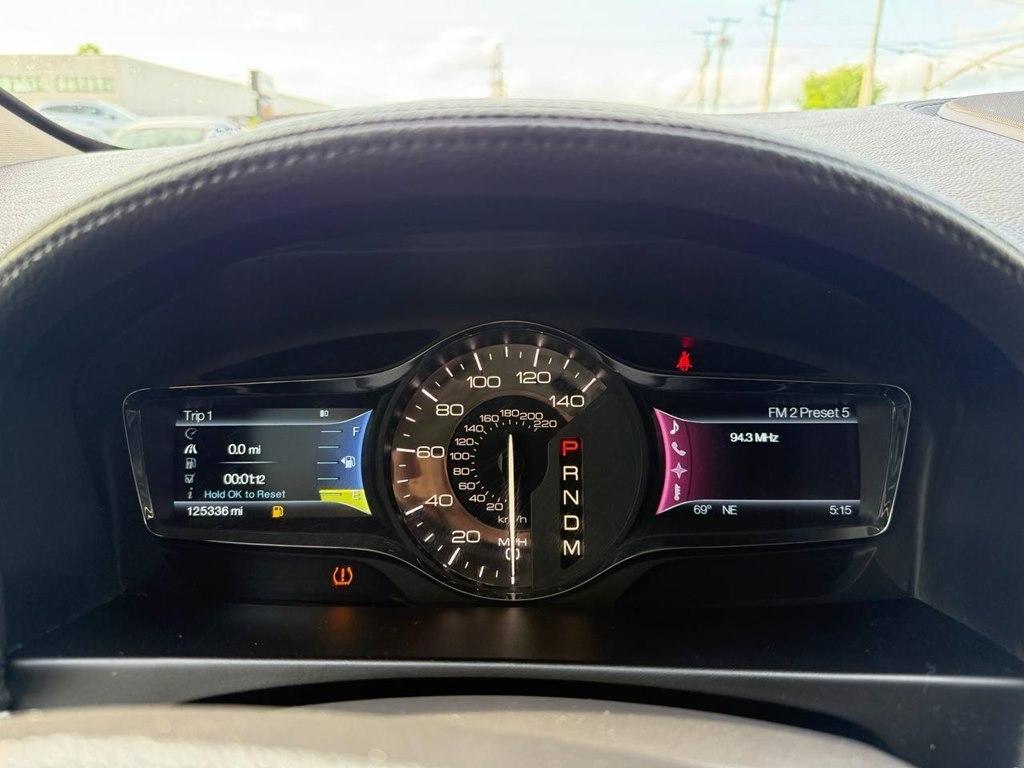 Lincoln MKX FWD 4dr 2011