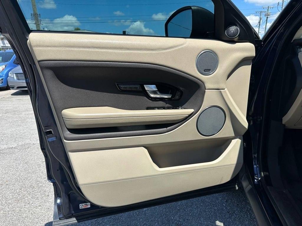 Land Rover Range Rover Evoque 5 Door SE 2019
