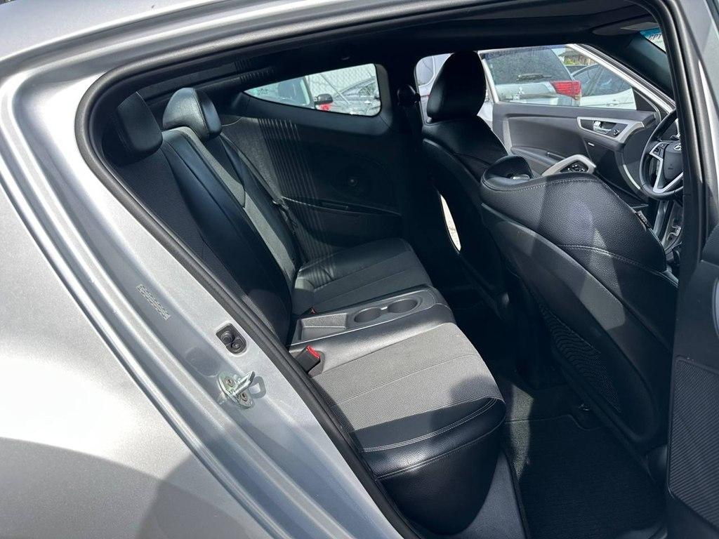 Hyundai Veloster 3dr Cpe Auto 2016