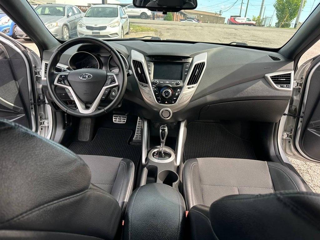 Hyundai Veloster 3dr Cpe Auto 2016