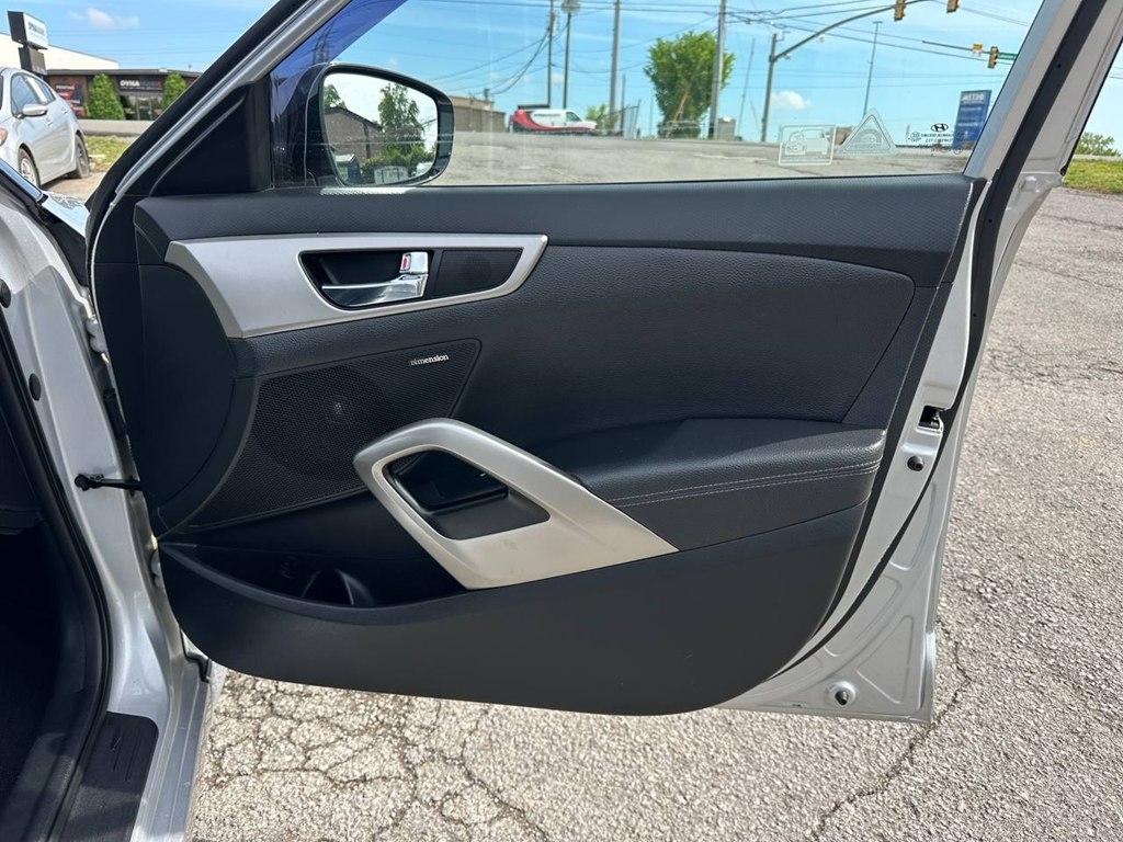 Hyundai Veloster 3dr Cpe Auto 2016