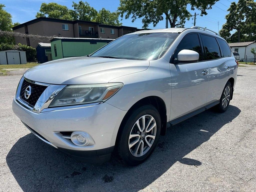 Nissan Pathfinder 4WD 4dr SV 2014