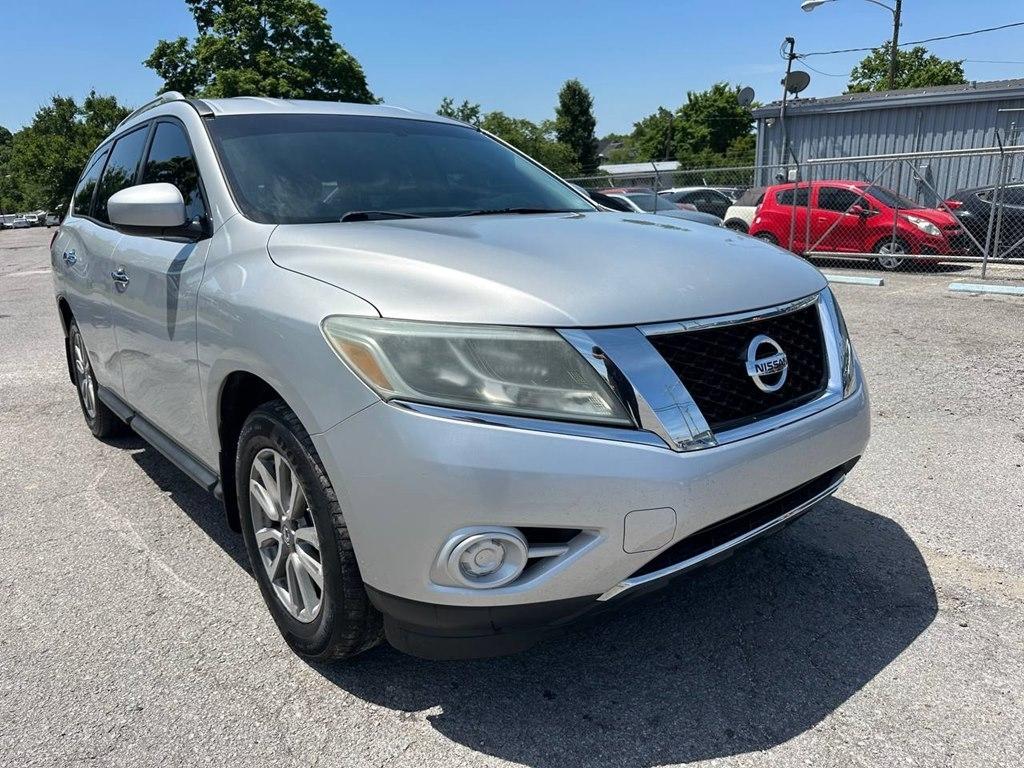 Nissan Pathfinder 4WD 4dr SV 2014
