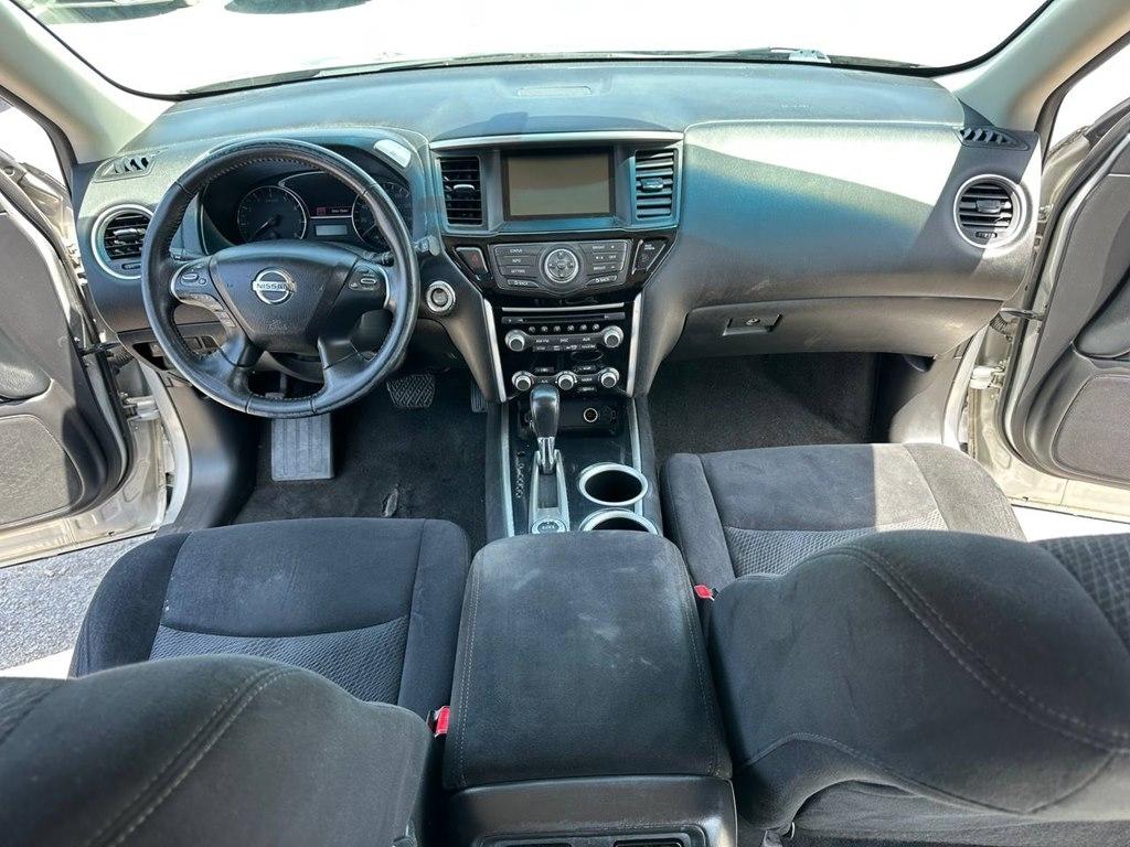 Nissan Pathfinder 4WD 4dr SV 2014