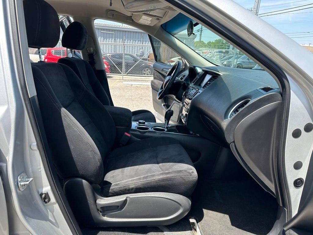 Nissan Pathfinder 4WD 4dr SV 2014