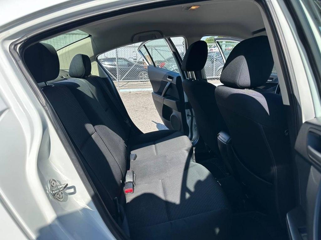 Mazda MAZDA3 4dr Sdn Auto i Sport 2013