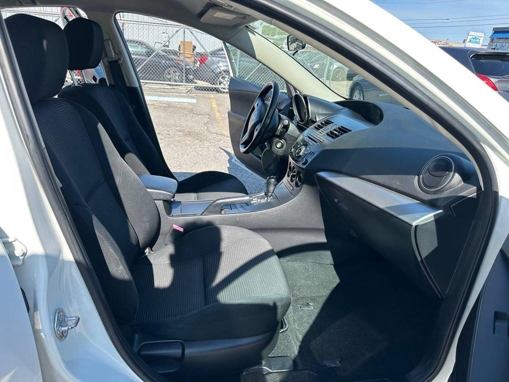 Mazda MAZDA3 4dr Sdn Auto i Sport 2013