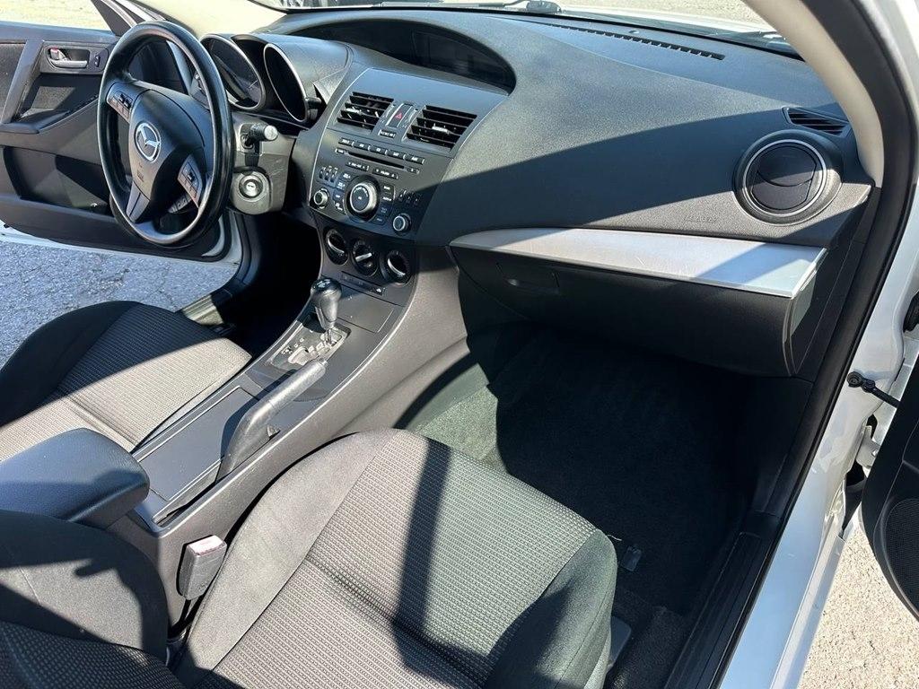 Mazda MAZDA3 4dr Sdn Auto i Sport 2013