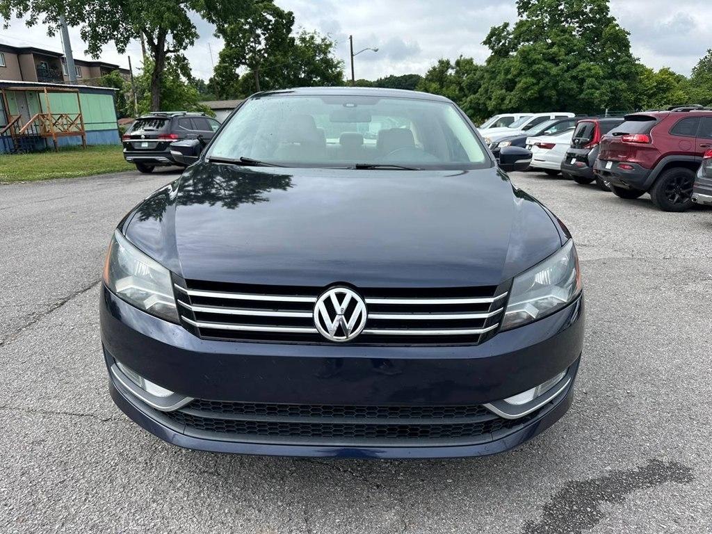 Volkswagen Passat 4dr Sdn 1.8T Auto Sport 2015