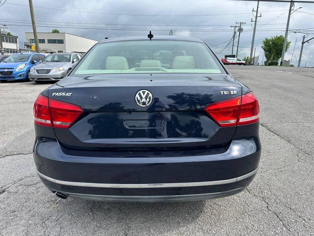 Volkswagen Passat 4dr Sdn 1.8T Auto Sport 2015
