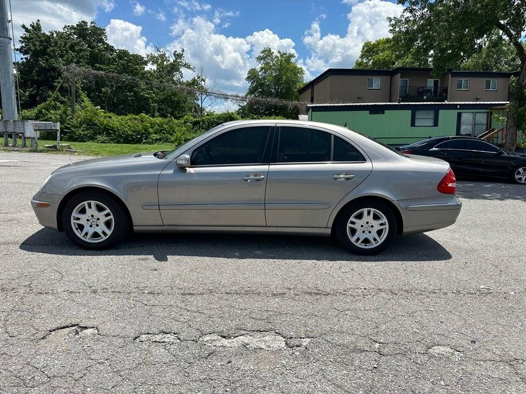 Mercedes-Benz E-Class 4dr Sdn 3.2L 2003