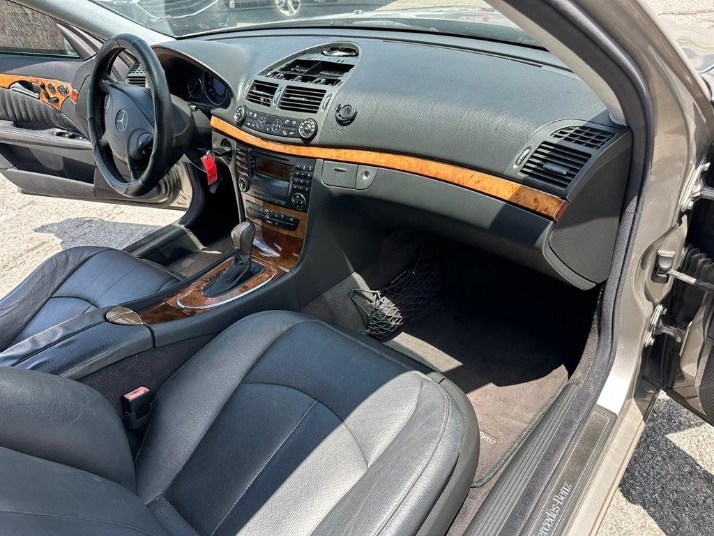 Mercedes-Benz E-Class 4dr Sdn 3.2L 2003