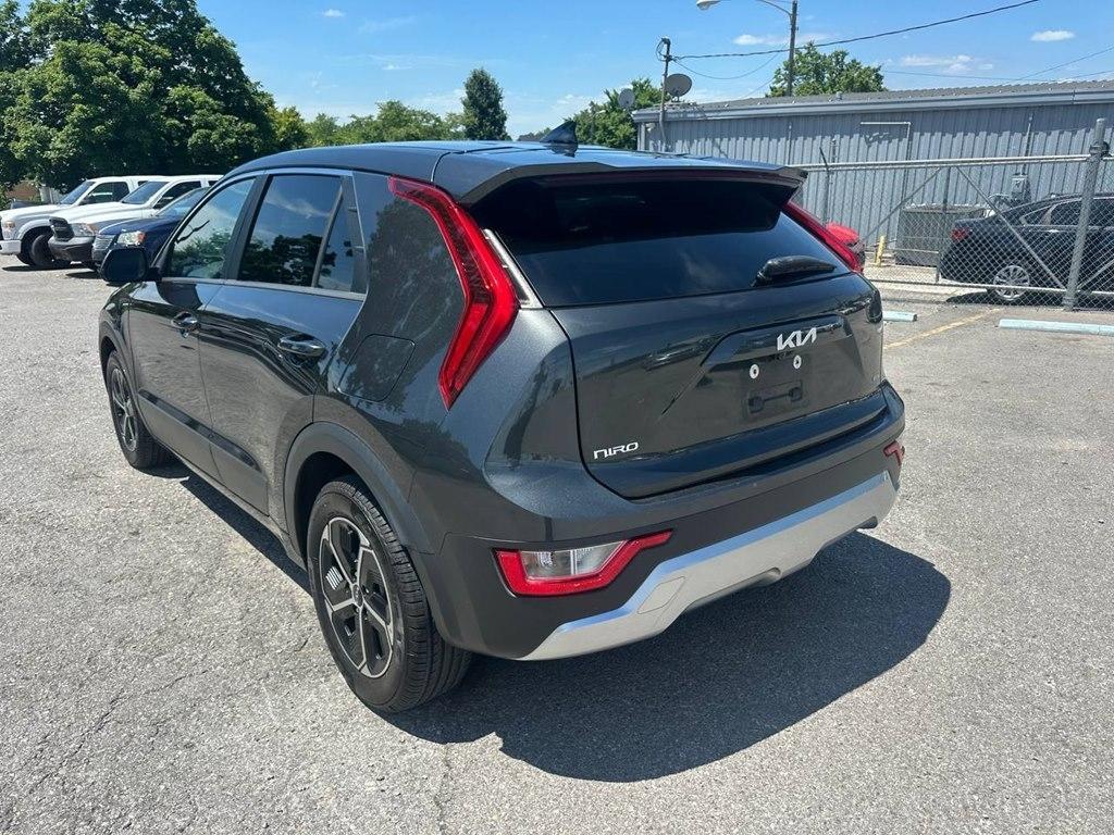 Kia Niro LX FWD 2023