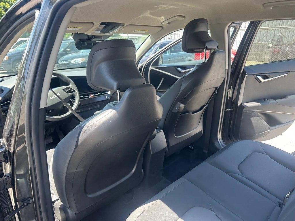 Kia Niro LX FWD 2023