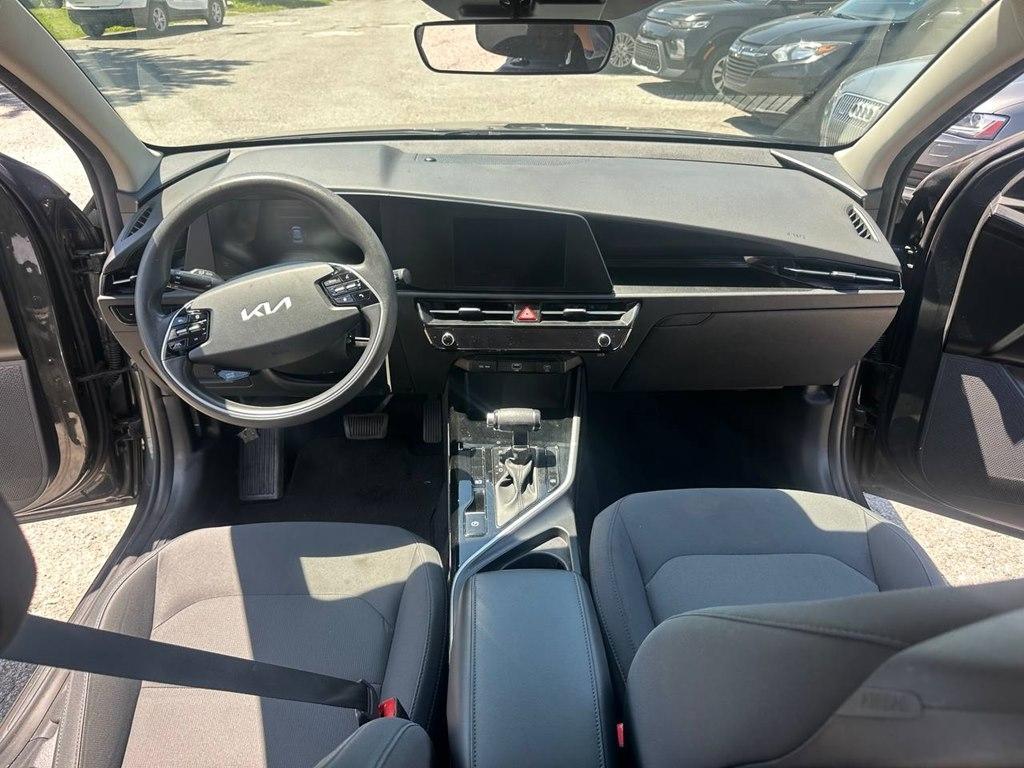 Kia Niro LX FWD 2023