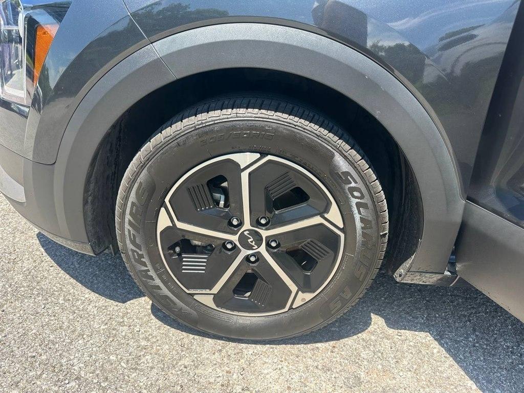 Kia Niro LX FWD 2023