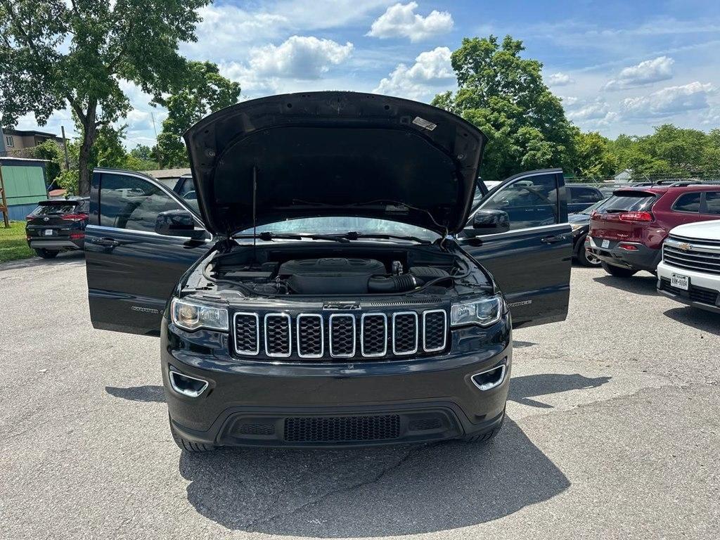 Jeep Grand Cherokee Laredo 4x4 2017