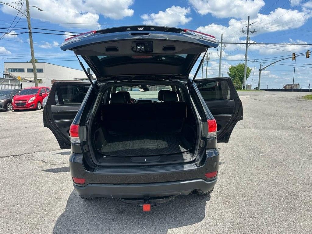 Jeep Grand Cherokee Laredo 4x4 2017