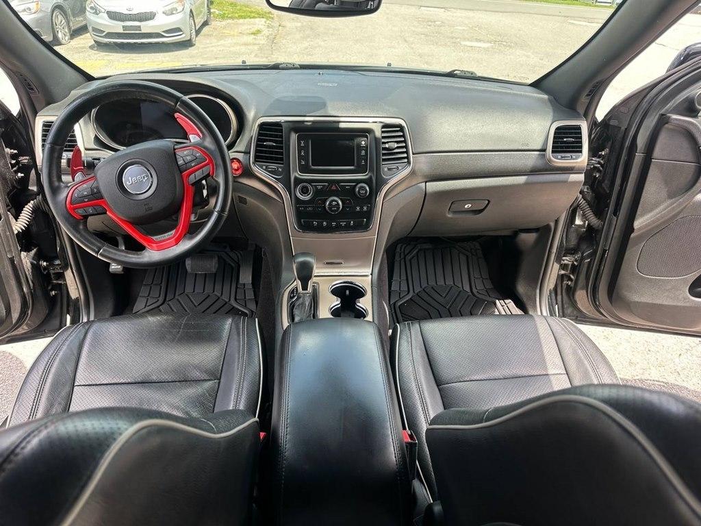 Jeep Grand Cherokee Laredo 4x4 2017
