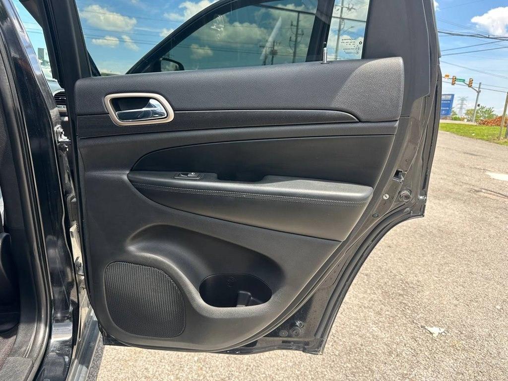 Jeep Grand Cherokee Laredo 4x4 2017