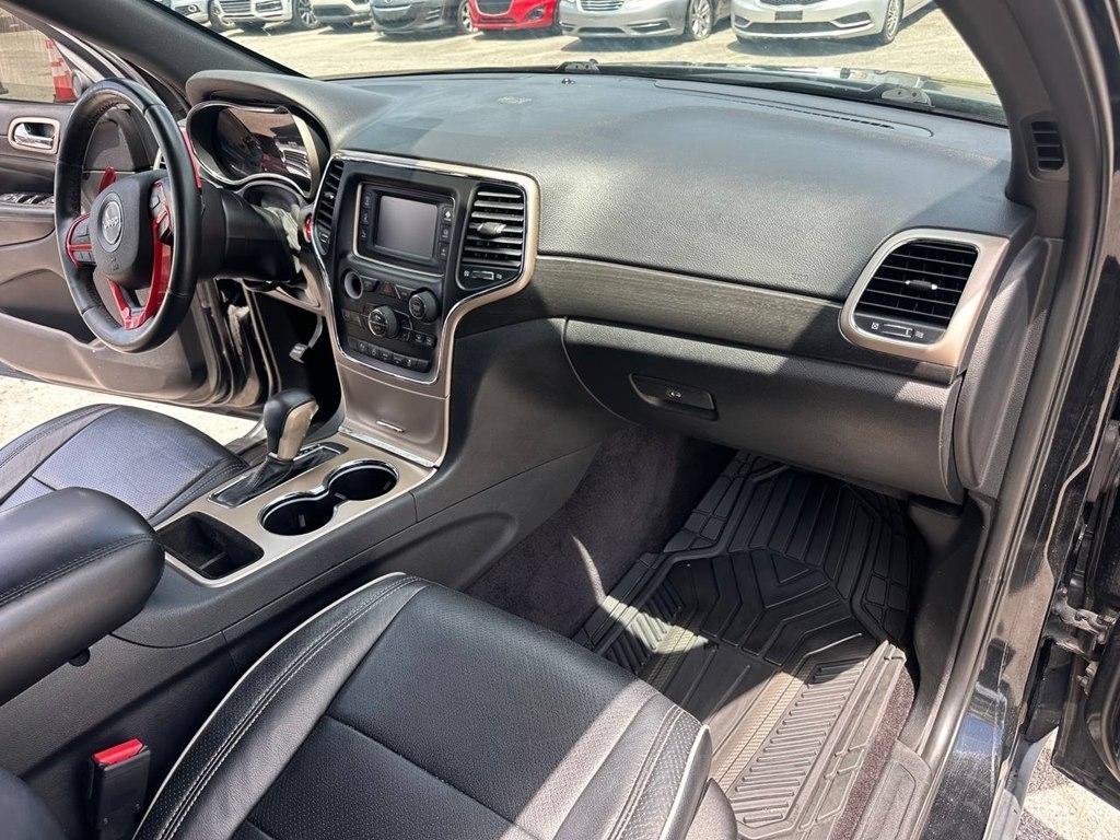 Jeep Grand Cherokee Laredo 4x4 2017
