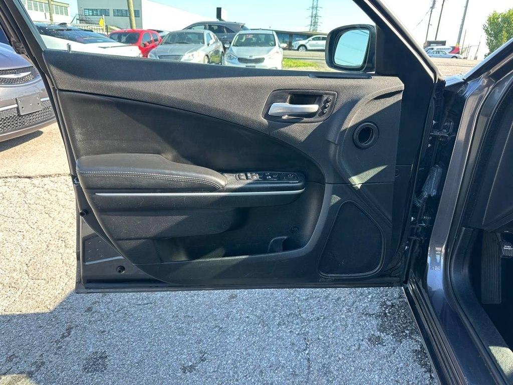 Dodge Charger SXT RWD 2020