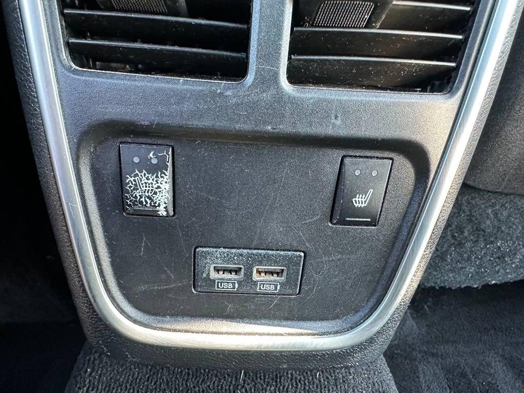 Dodge Charger SXT RWD 2020